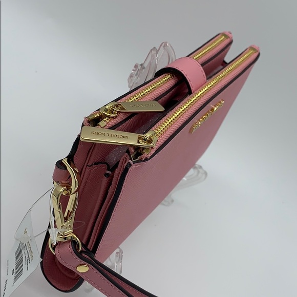 MICHAEL KORS LG DOUBLE ZIP WRISTLET CARNATION - Picture 2 of 8